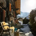 Sunny Bijou - Ski-in, Ski-out - By Daire