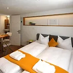 Daire Sunny Bijou - Ski-in, Ski-out - By
